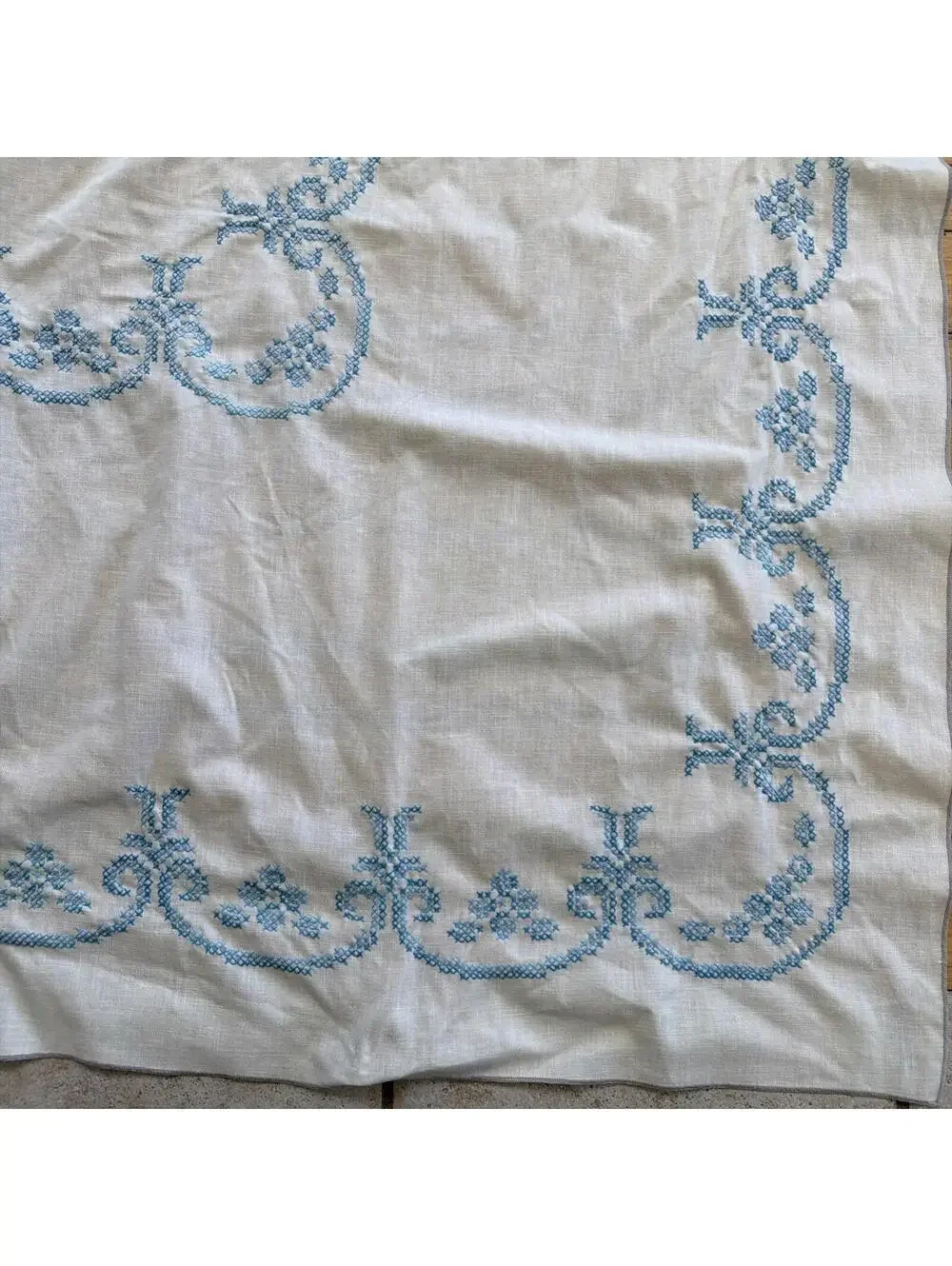 Vtg linen tablecloth hand embroidered flowers Blue Cottage Shabby Chic 54x84 In